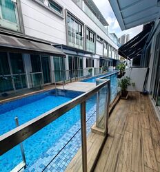 West Coast Drive (D5), Terrace #610309901